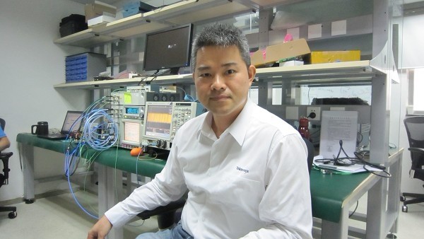 圖2. BERTScope資深專家、泰克高級(jí)業(yè)務(wù)拓展經(jīng)理Allen Wang全程督導(dǎo)本次免費(fèi)測試活動(dòng)。