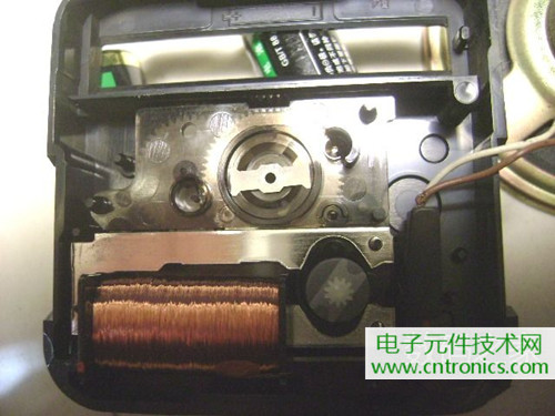拆個老古董，日本精工石英電子掛鐘拆解