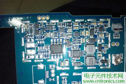 不怕摔的電紙書！一款柔性屏電子書閱讀器拆解