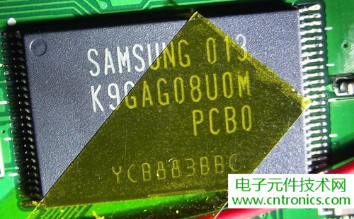探秘電子紙！一款電紙書的電子墨水屏拆解