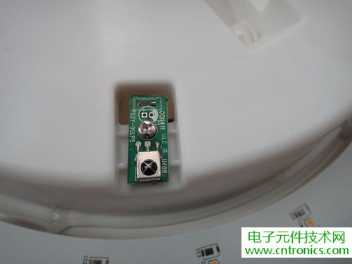 高端大氣上檔次！智能遙控調(diào)光LED吸頂燈拆解