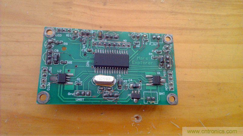 牛人力作！PCB版藍(lán)牙智能小車DIY