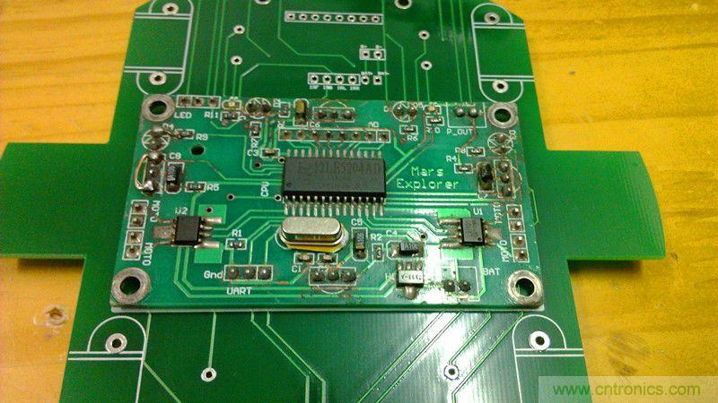 牛人力作！PCB版藍(lán)牙智能小車DIY