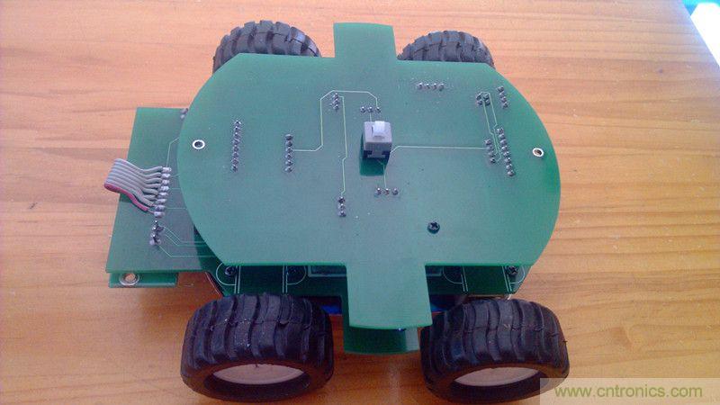 牛人力作！PCB版藍(lán)牙智能小車DIY