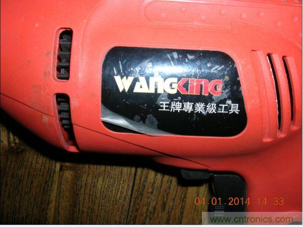 巧奪天工！大神利用山寨功放為高性價比逆變器“穿新衣”
