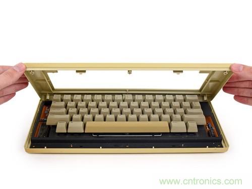 拆！古董級(jí)Macintosh 128K電腦