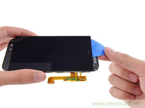 牛人強(qiáng)拆！新HTC One(M8)真機(jī)精密做工難修理