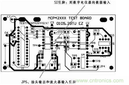 這是對(duì)圖2所示電路的第一次布線嘗試。此配置在模擬線路上產(chǎn)生不規(guī)律的噪聲，這是因?yàn)樵谔囟〝?shù)字走線上的數(shù)據(jù)輸入碼隨著數(shù)字電位器的編程需求而改變。
