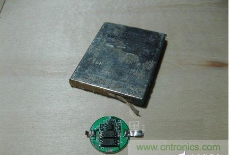 DIY頭戴式藍(lán)牙耳機(jī)，