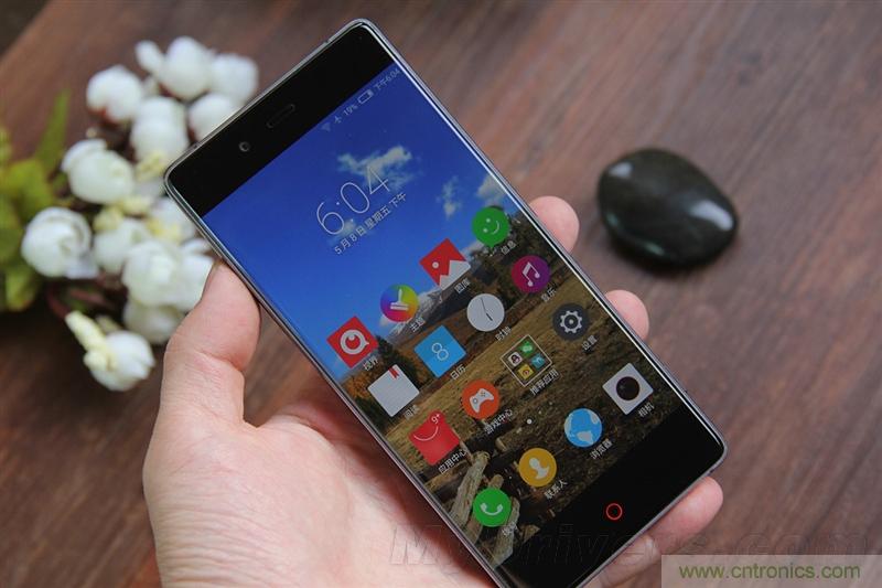無邊框的 nubia Z9 ，一款既有驚喜，又有驚艷的智能手機