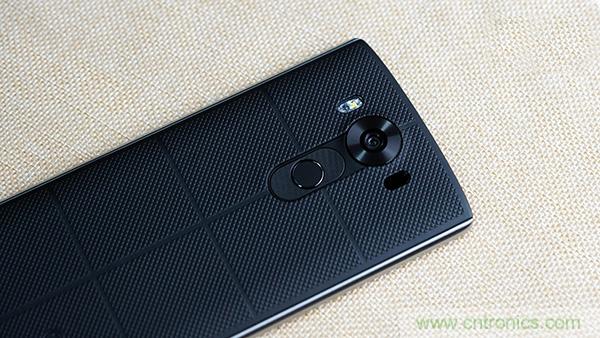 業(yè)界良心 LG V10 評(píng)測(cè):剛毅、冷峻，不失人性化