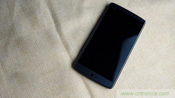 業(yè)界良心 LG V10 評(píng)測(cè):剛毅、冷峻，不失人性化