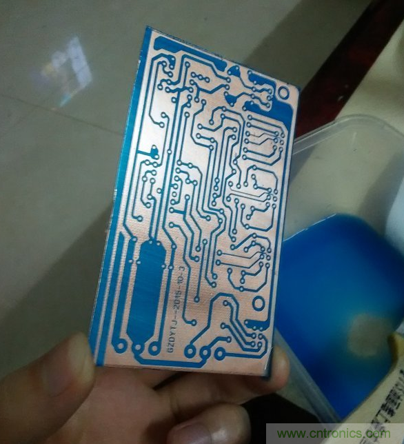 嘗試了四次PCB制作， 最后一發(fā)算是成功了
