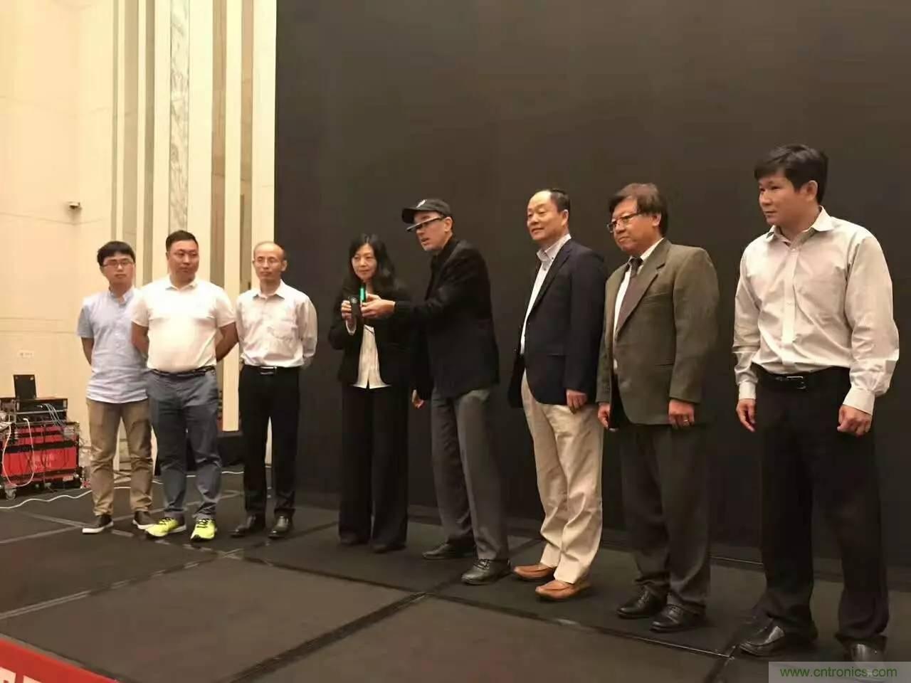深圳要聞|全球可穿戴之父Steve Mann來深圳了！2017深圳智能穿戴,VR/AR前沿技術(shù)論壇暨開發(fā)者交流酒會(huì)