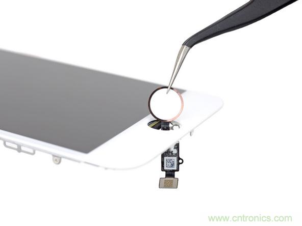 iPhone 8首拆：無線充電版本的iPhone 7？