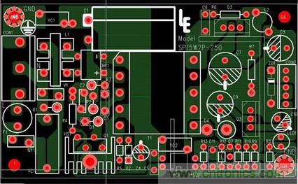 PCB元器件如何擺，線路該如何連接才能提高主板性能？