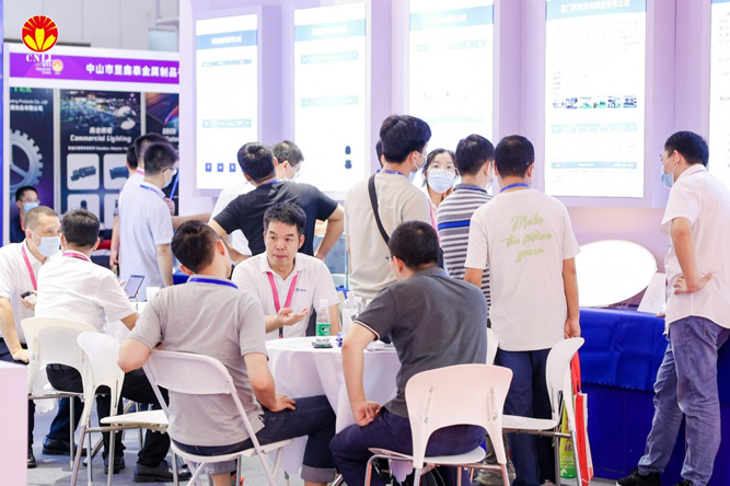 沉浸式體驗官招募中 ，2023寧波照明展觀展福利大放送！